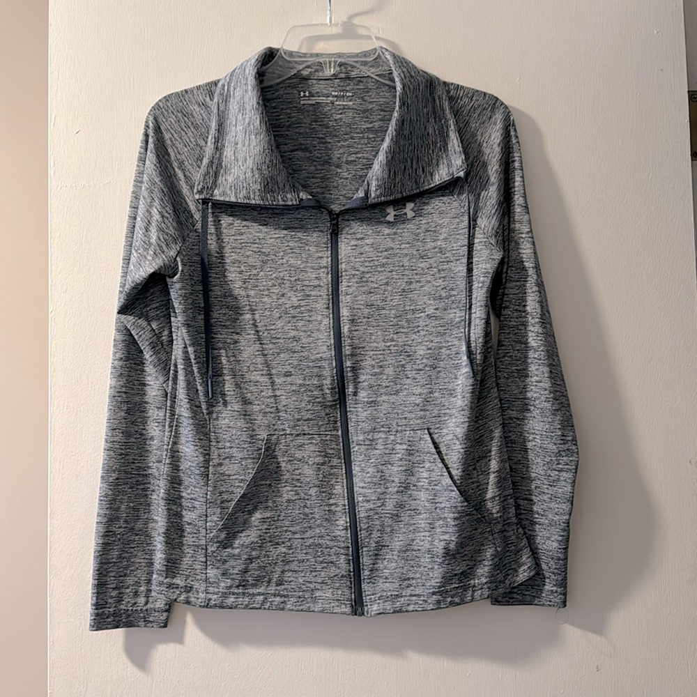 Excellent condition under armour light weight zip up